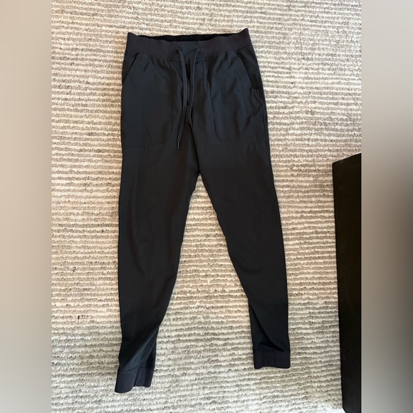 lululemon athletica grey ABC Joggers - Picture 1 of 2